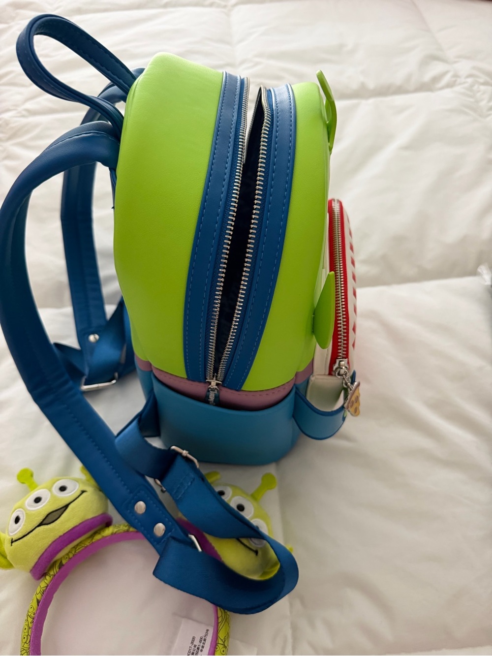 Loungefly Pixar Alien Backpack with Headband - Picture 5 of 8